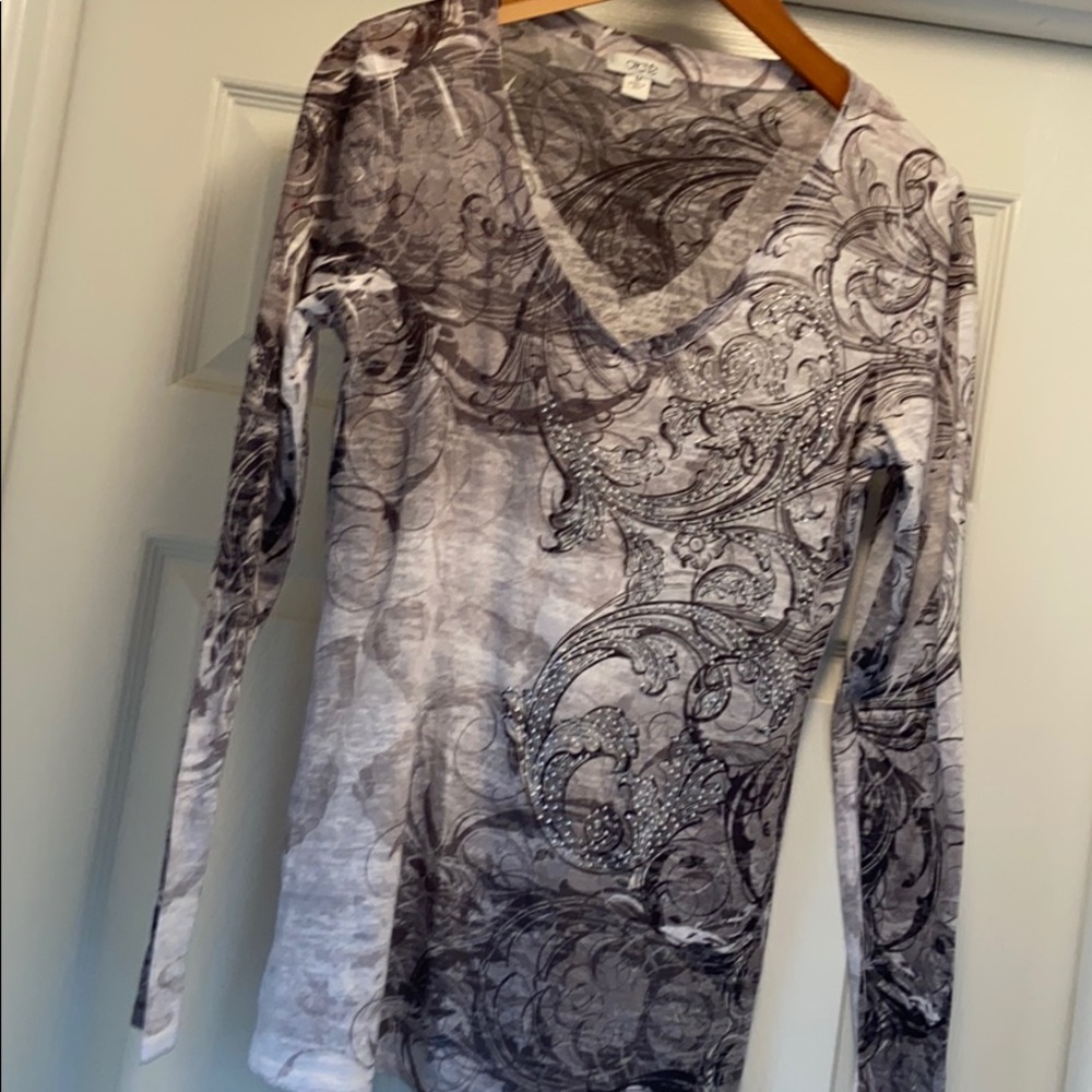 Printed lightweight tee